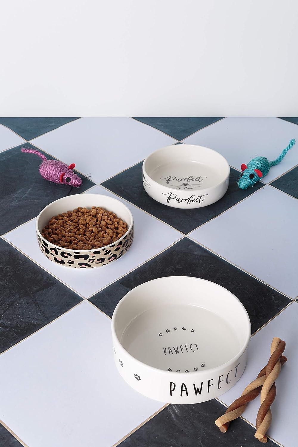 "Mason Cash Leopard Print Pet Bowl 13cm: Where Style Meets Function for Your Feline Friend"